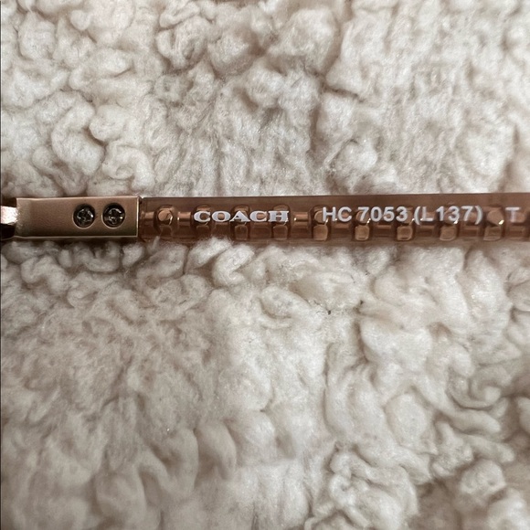 Good condition Coach women sunglasses - Picture 2 of 5